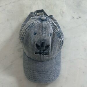 Cabin adidas hat